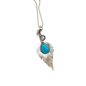 NEW ART BY AMY LABBE leather feather necklace in white multi